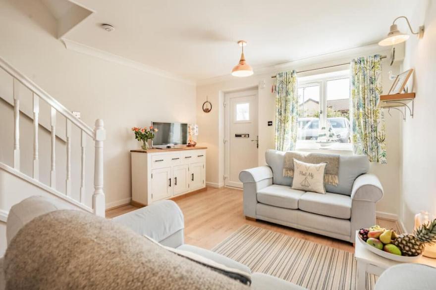 Pendrift - Two Bedroom House, Sleeps 4