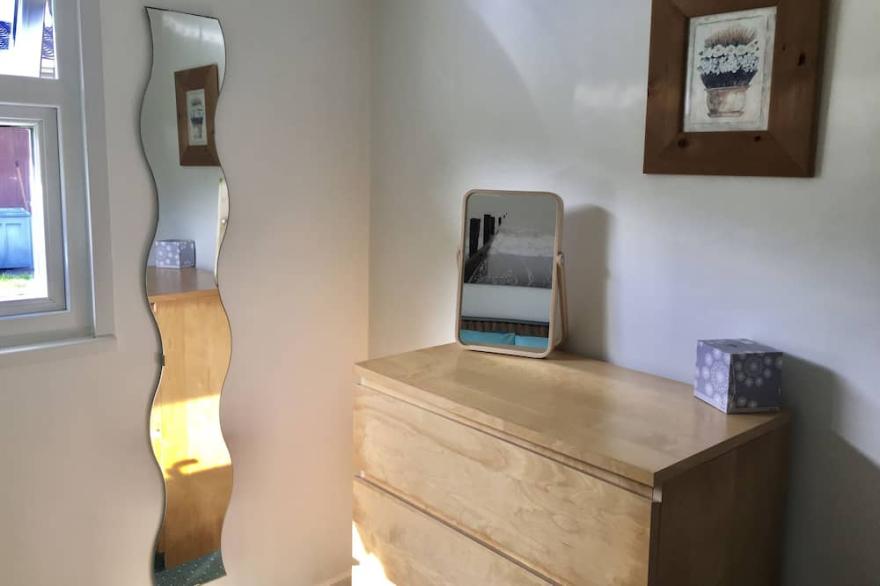 Milkwood, A lovely Three-bedroomed chalet, sleeps five