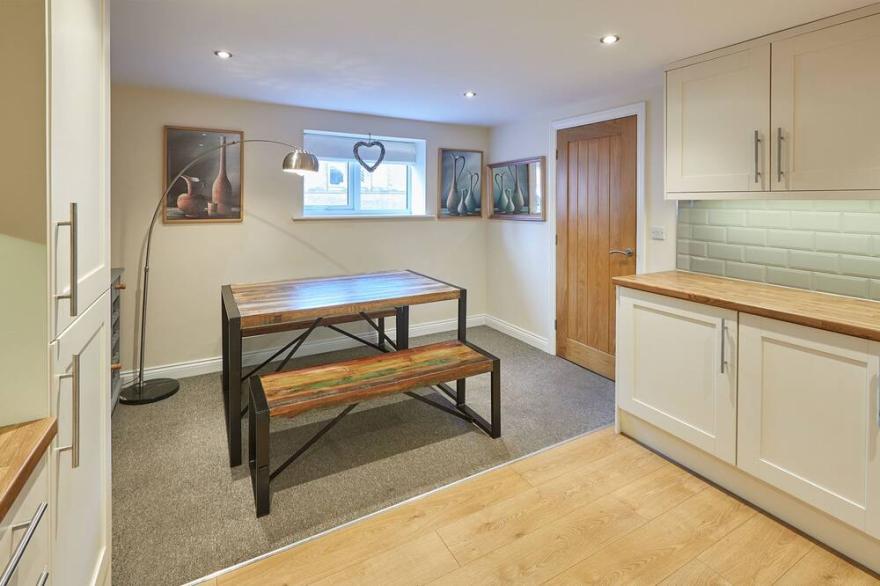 Host & Stay | Sitwell Cottage