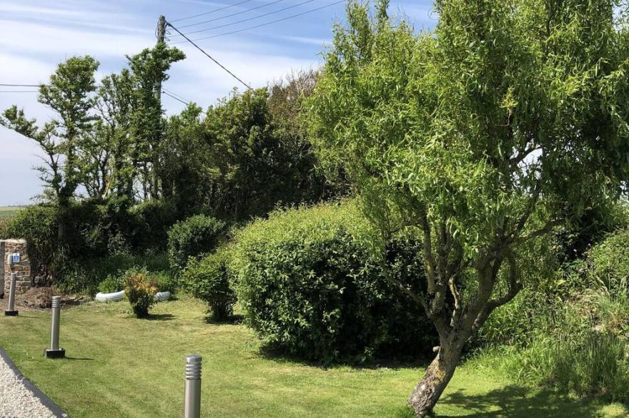 Oak Barn sleeps 6 Widemouth  Bay