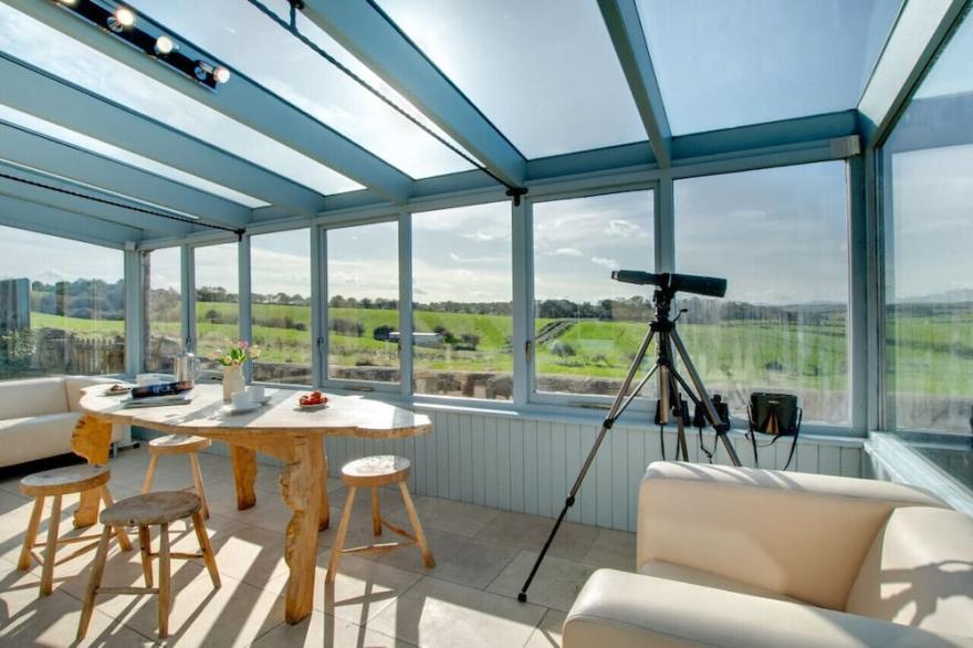 Budle Newton - Four Bedroom House, Sleeps 8