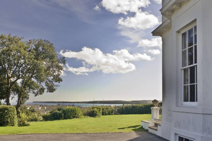 Georgian Manor With Panaromic Sea Views