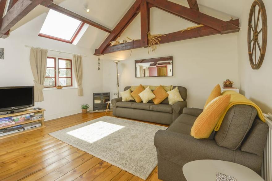 LUDGATE COTTAGE, family friendly, with a garden in Haytor Vale