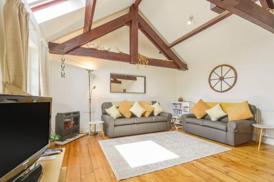 LUDGATE COTTAGE, family friendly, with a garden in Haytor Vale