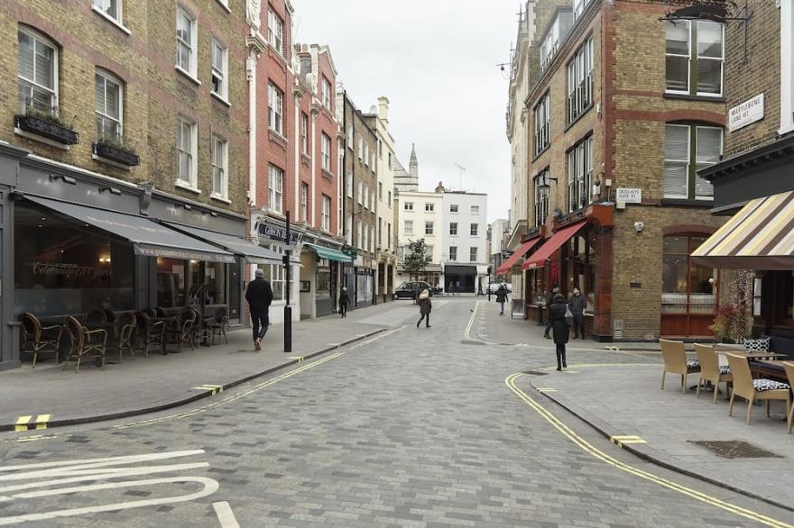 Marylebone Mews, by Veeve