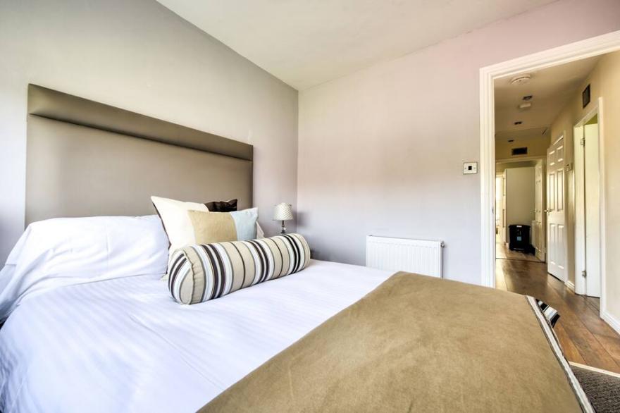 No.17 Serviced Apartment