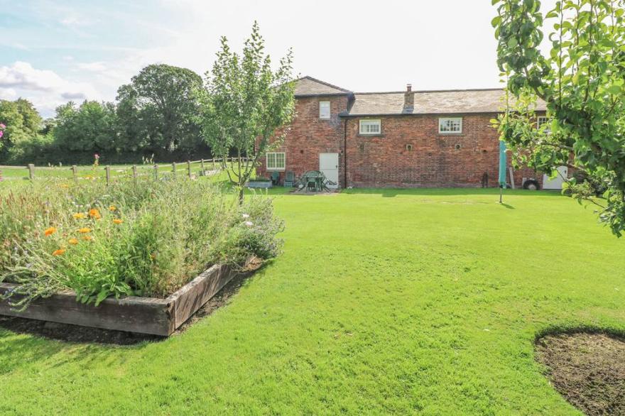 THE DAIRY, family friendly, with open fire in Eastwood