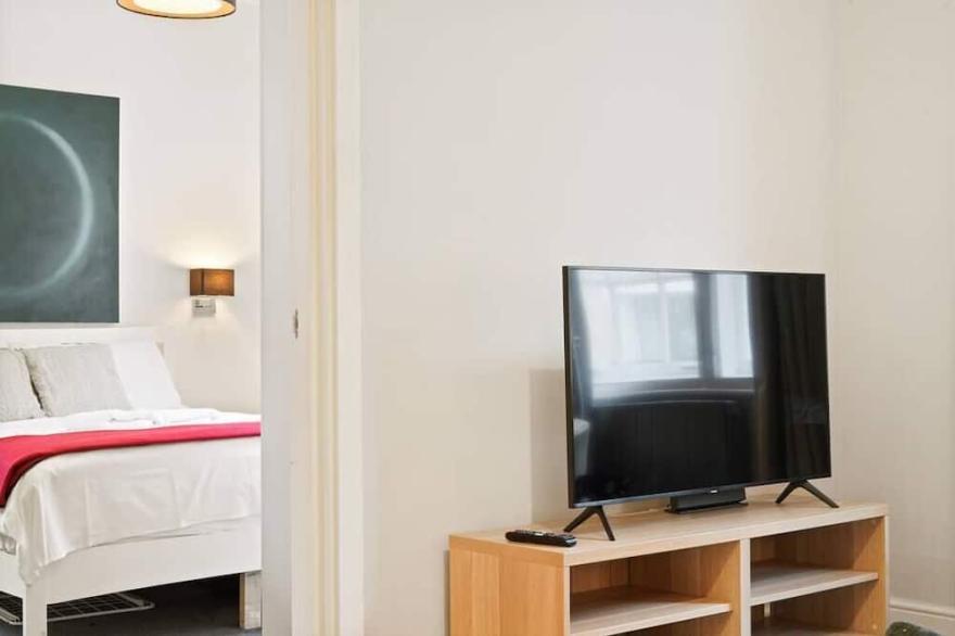 1BR 1BA | Lovely one bedroom in Chelsea