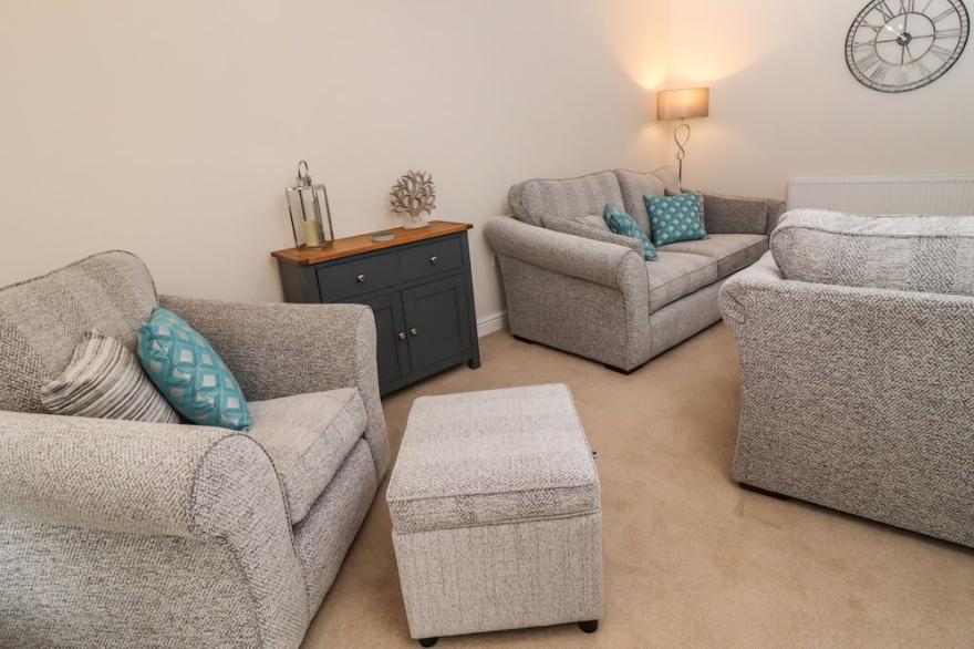 THE COACH HOUSE, pet friendly in Riddlesden