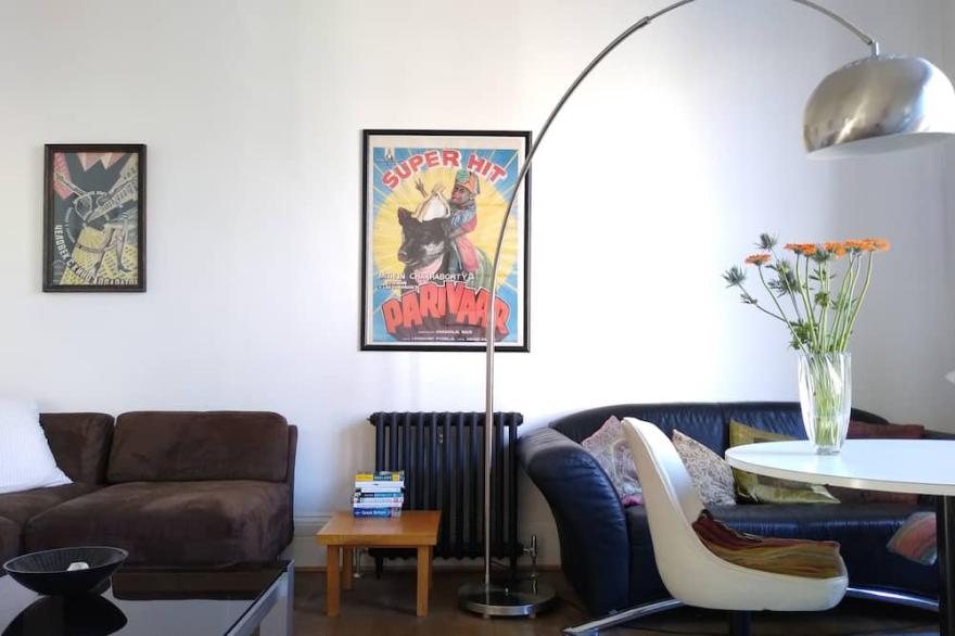 Big and bright 2-bed near Portobello market & tube