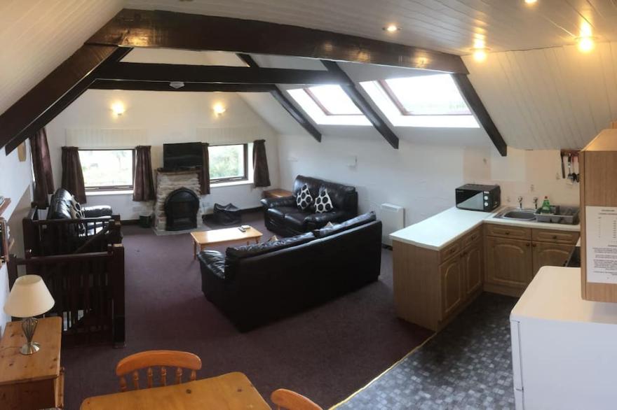 3 Bedroom cottage on Bodmin Moor with views of lakes and moorland