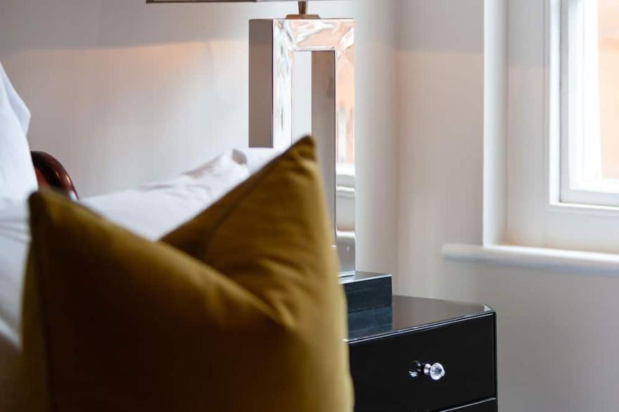 Beautiful, and very wide house in the heart of Chelsea
INSTANT BOOK on VRBO UK