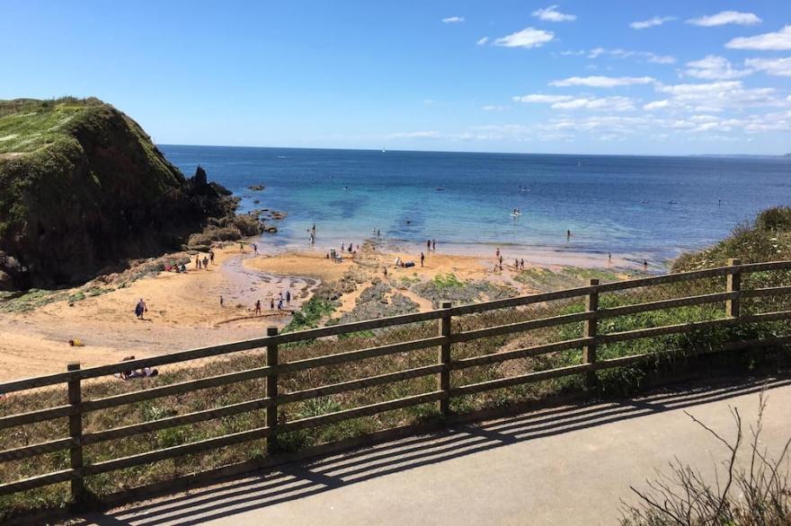 The Coach House, Hope Cove, cliff top location, stunning views, by the beach