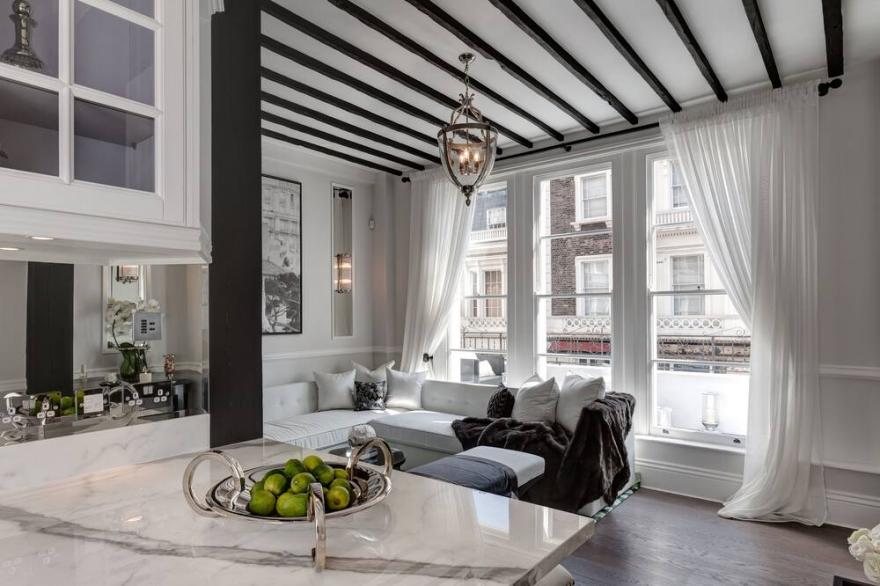 Beautiful & Unique 3 bed home, with amazing terrace
INSTANT BOOK on VRBO UK