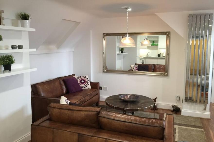 Harpenden House Apartment 3 Luxury 2 Bed Central Location
