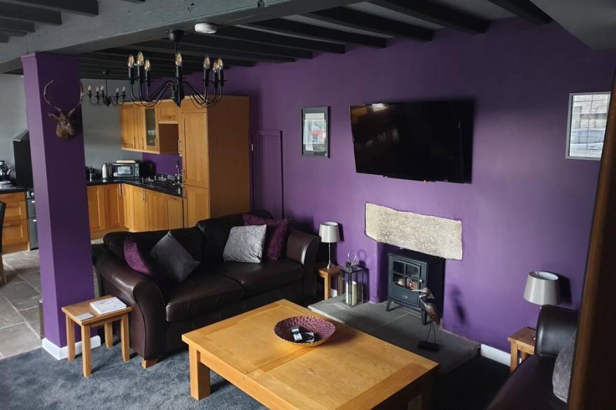 Lovely 4 bed house sleeping 8 near Ashbourne