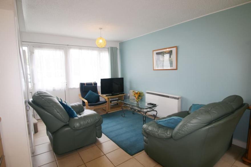 Comfortable Holiday Home Close to the Beach