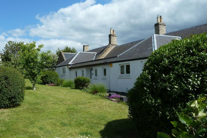 Babingtons Cottage is 2.5 miles from Coldstream in the Scottish Borders