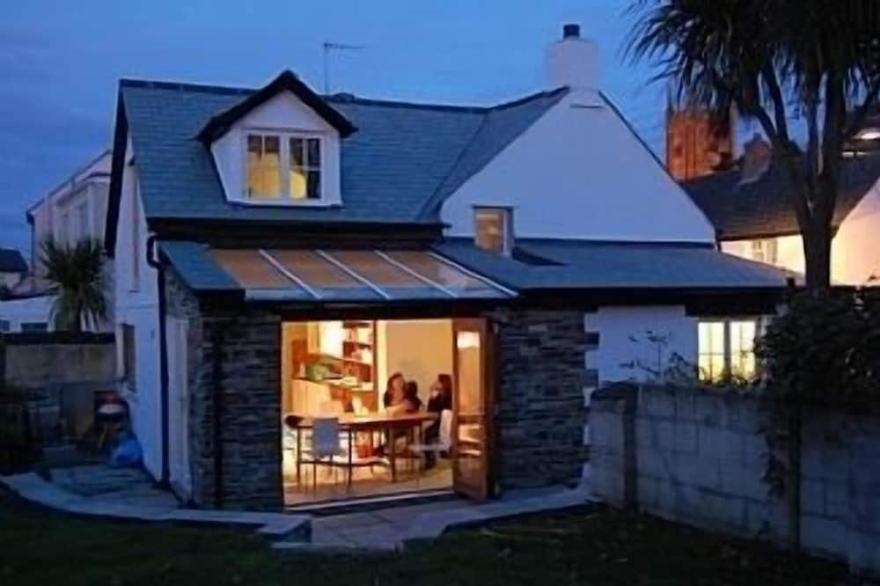 Detached Character Cottage, Family Friendly With Play Facilities Outside.