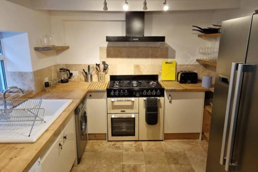 Unique 4bed large central Hayle cottage nr St Ives
