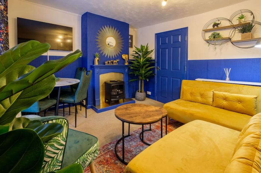 Stay in the heart of Isle of Wight in 2BDR apt