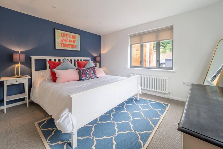 Architecturally unrivalled in Aldeburgh, Shellseekers is a truly unique property within rolling dist
