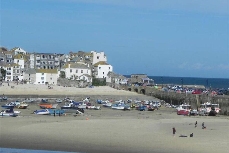 Bailey's Cottage - Three Bedroom House, Sleeps 5
