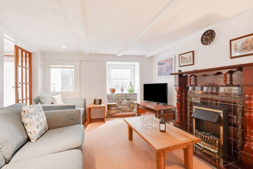 Bailey's Cottage - Three Bedroom House, Sleeps 5