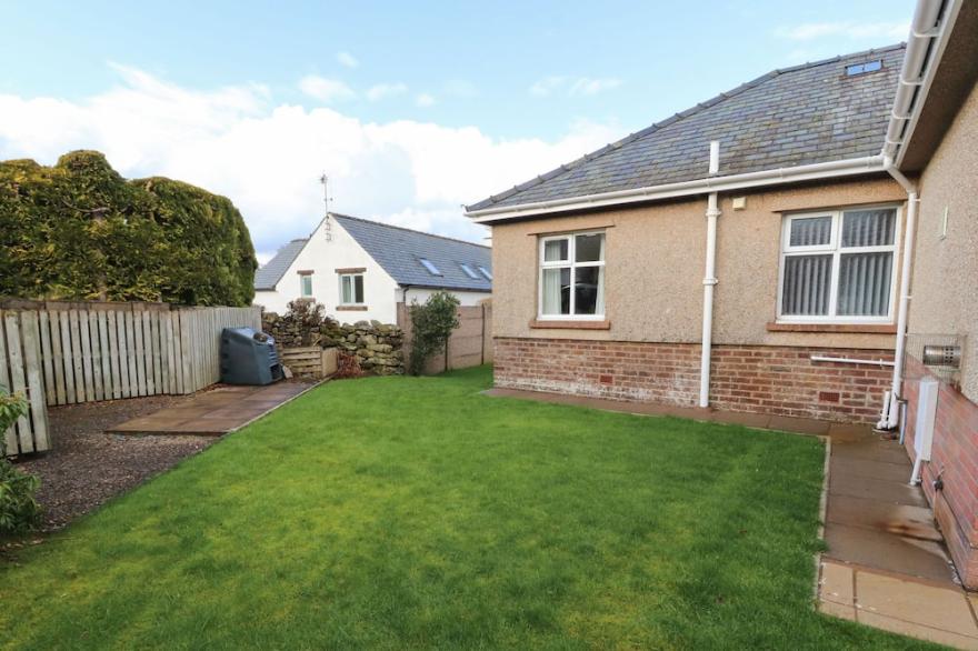 EUSEBANK, family friendly, with open fire in Pooley Bridge