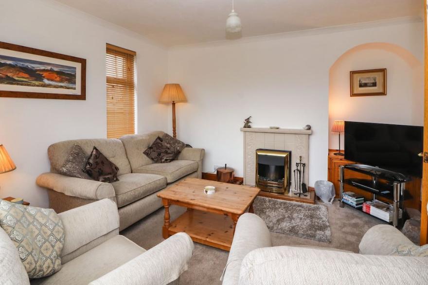 EUSEBANK, family friendly, with open fire in Pooley Bridge