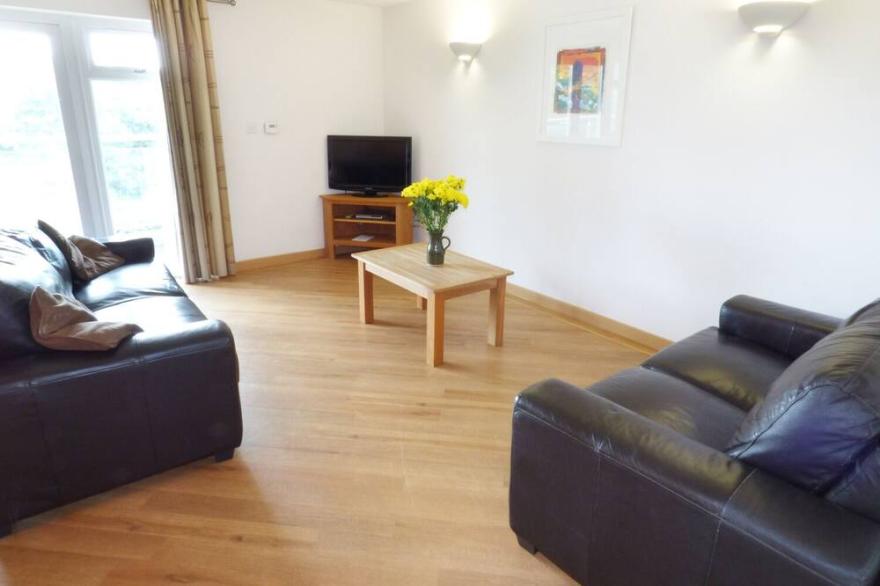 APARTMENT B4, family friendly in Dawlish Warren