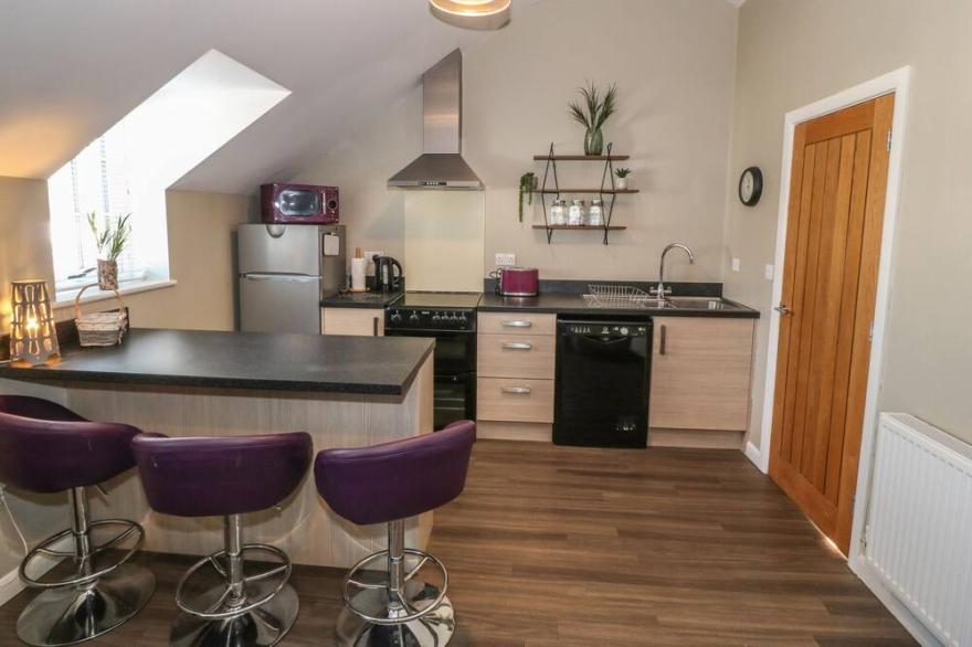 TAN BRYN 2, pet friendly, country holiday cottage in Aberdaron