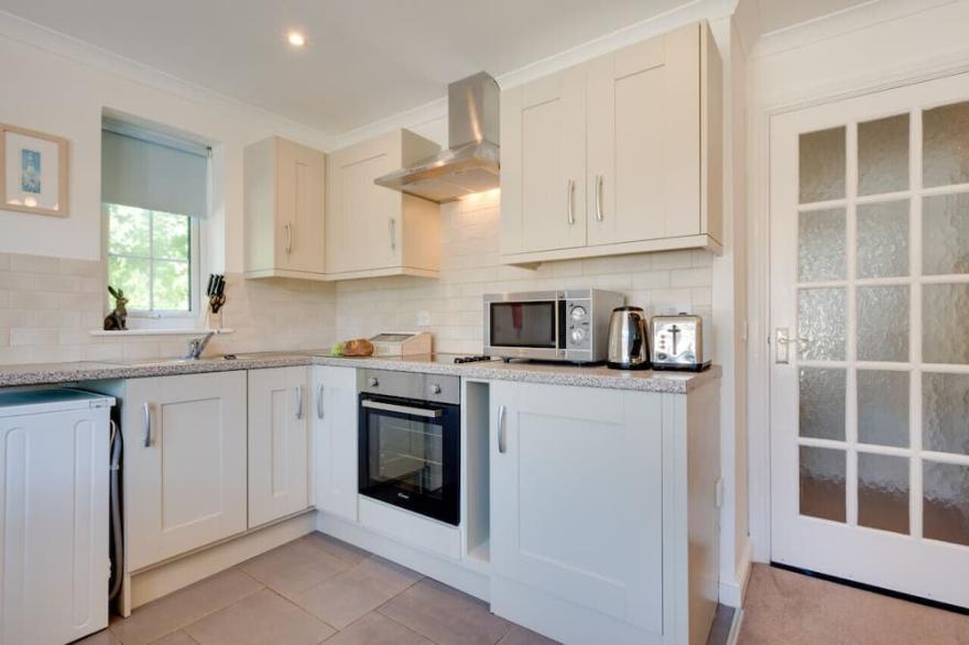 8 Hares Hollow - Two Bedroom House, Sleeps 4