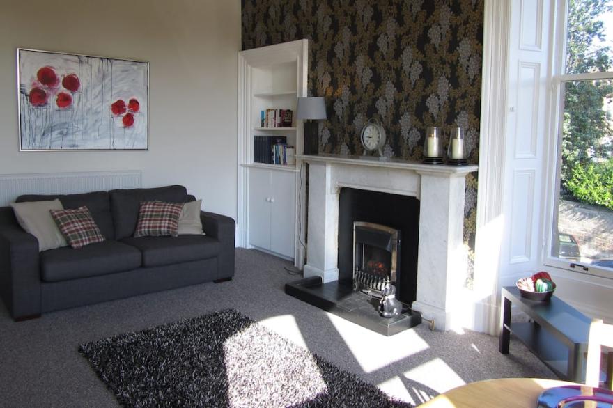 Stunning apartment in Prestigious Grange area close to Morningside & Marchmont