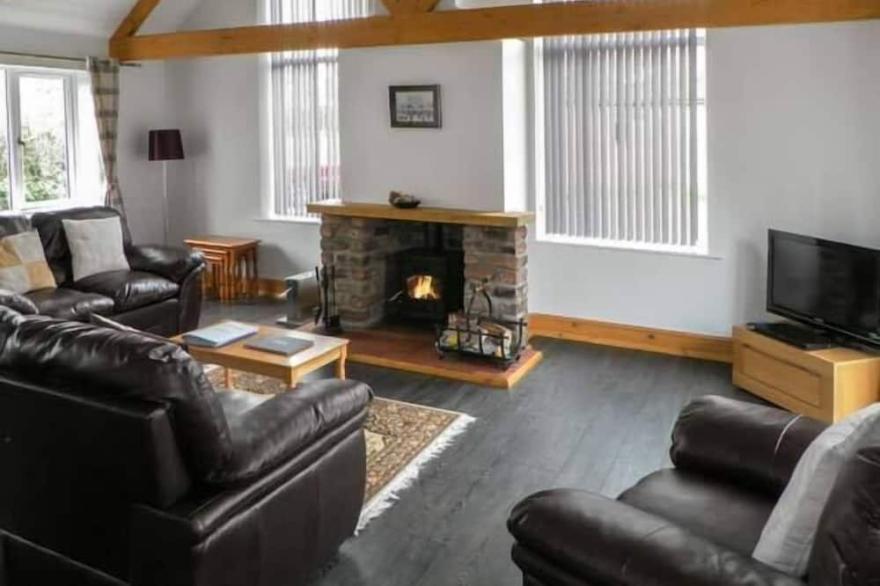 LILLIEPUT LODGE, family friendly, with open fire in Melbourne