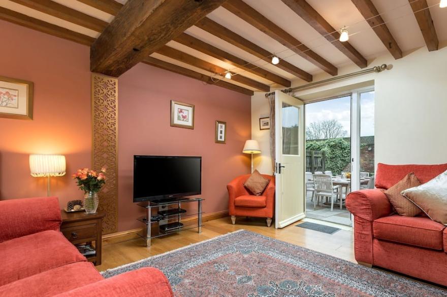 High Barn, Beverley. Quality barn conversion with great views  - 6 bedrooms