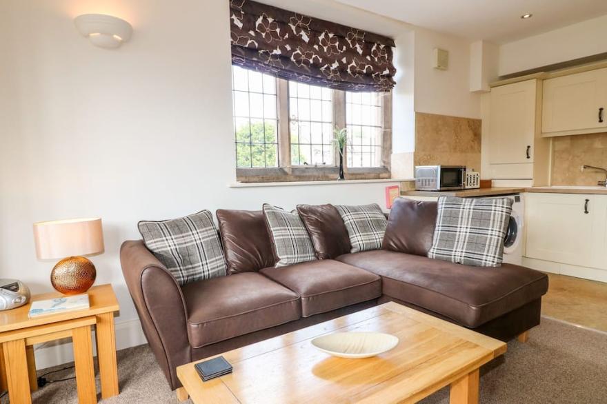 8 TAWNEY HOUSE in Matlock