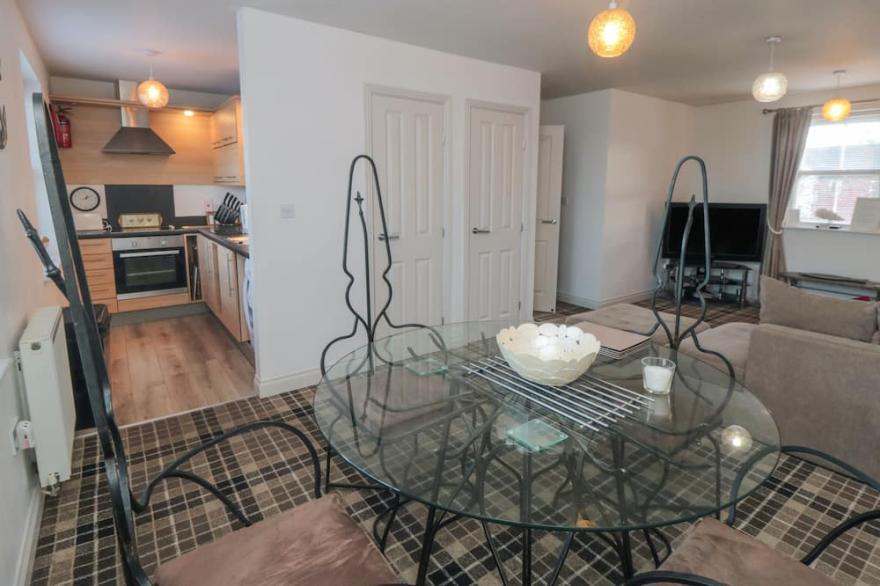 GREENGABLES, pet friendly, country holiday cottage in Filey