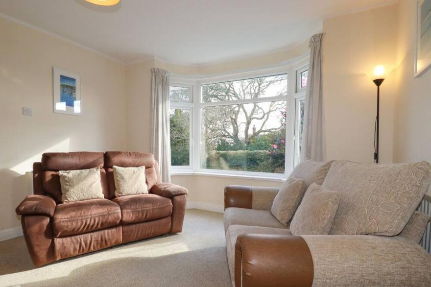 5 CARLYON ROAD, pet friendly, with open fire in Playing Place