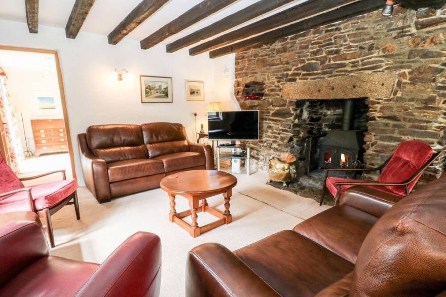 MEADOW LEA, pet friendly, character holiday cottage in Pensilva