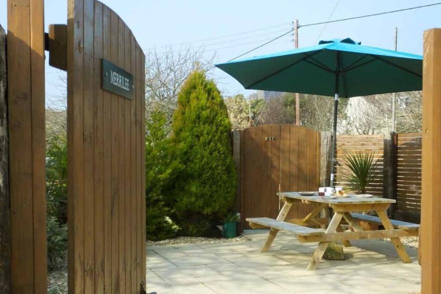 Merrilee - Two Bedroom House, Sleeps 4