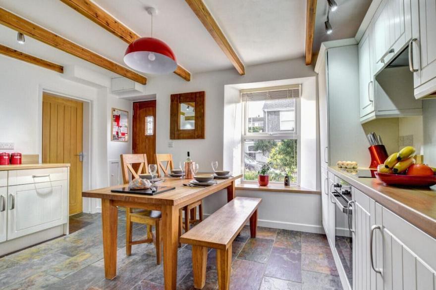 Merrilee - Two Bedroom House, Sleeps 4