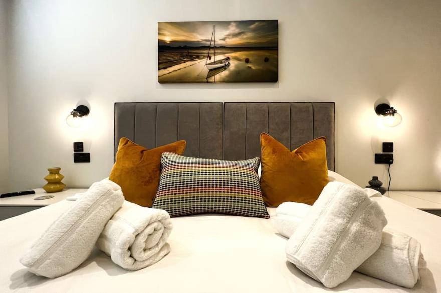 Laurel Cottage (Pet Friendly £)