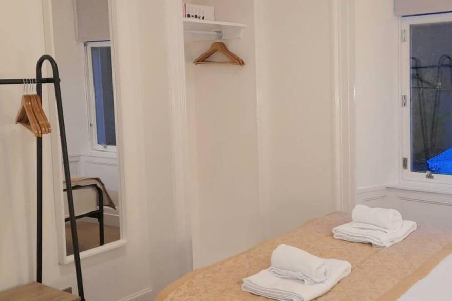 Superior 1 Bedroom Apartment