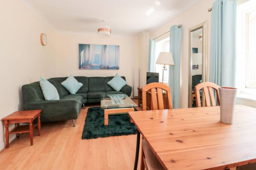 GARLAND, pet friendly, with a garden in Weymouth