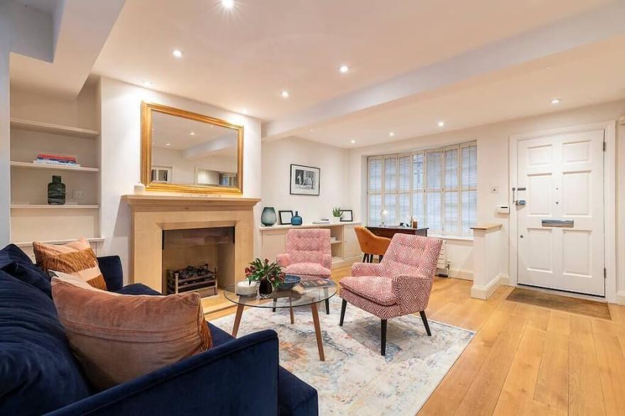 Gorgeous 3 bedroom house in Marylebone with patio!