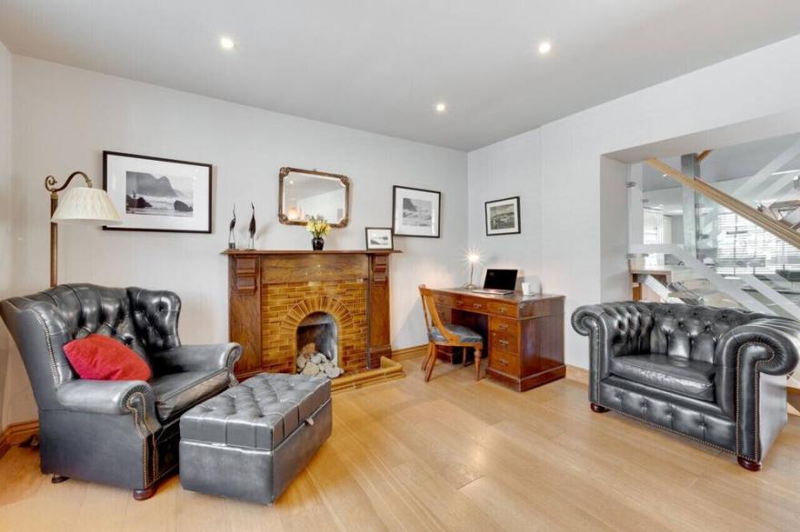 Awelon y Mor - Three Bedroom House, Sleeps 6