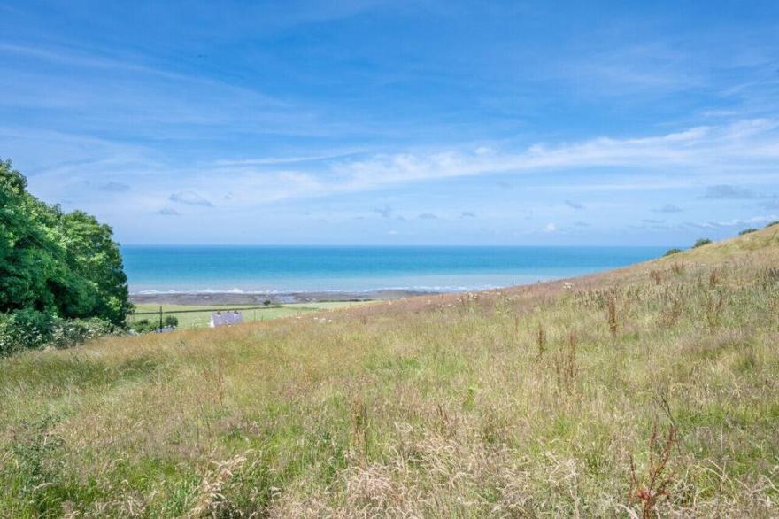 Erw Las - Three Bedroom House, Sleeps 6