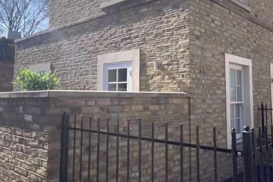Detached Luxury House in the Hart of Islington