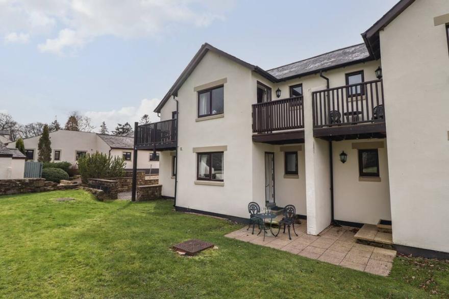 TILLY MINT COTTAGE, family friendly, with pool in Pooley Bridge